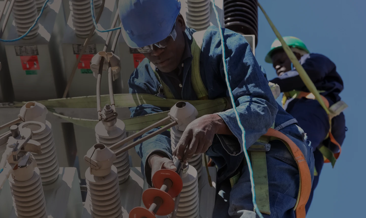 Join Adifund section background